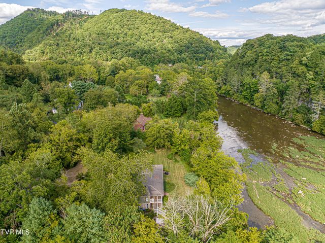 16020 Mendota Road, Abingdon, VA 24210