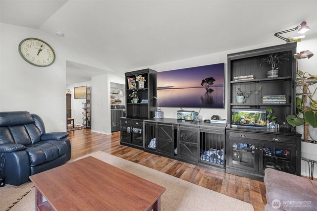 10210 59th Drive NE, Marysville, WA 98270