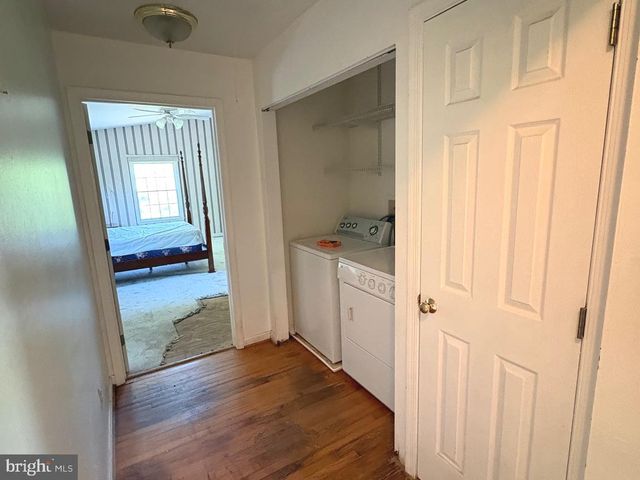 4215 BUFFALO RD, Mount Airy, MD 21771