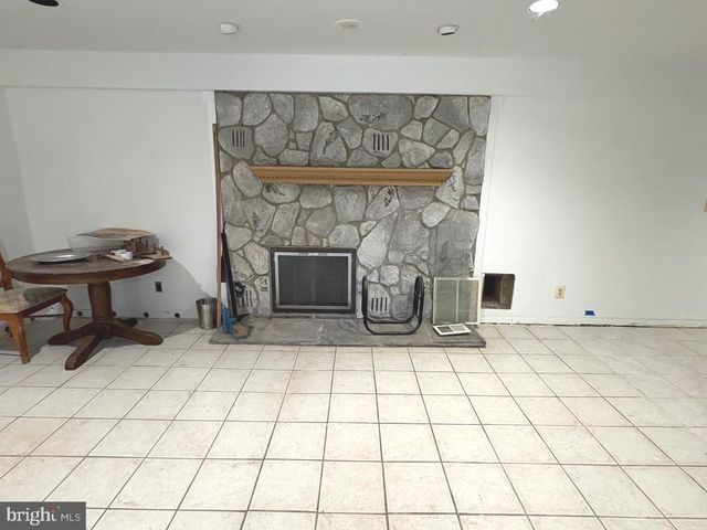 4215 BUFFALO RD, Mount Airy, MD 21771