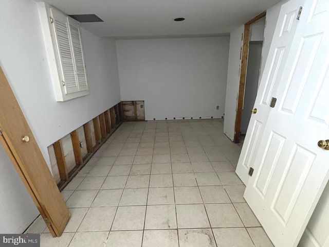 4215 BUFFALO RD, Mount Airy, MD 21771