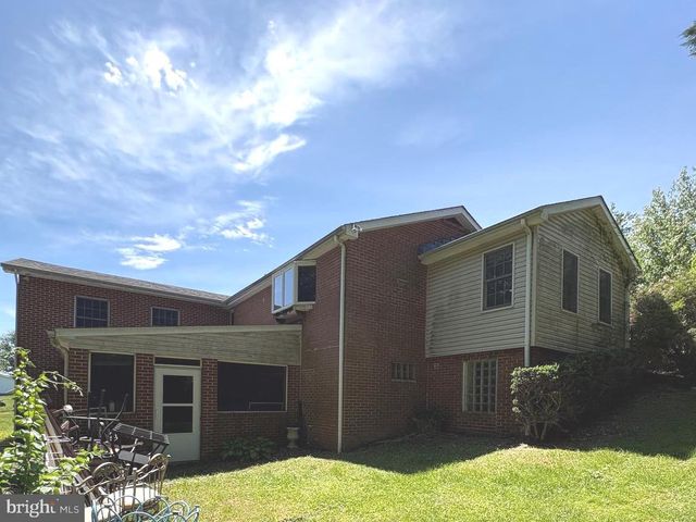 4215 BUFFALO RD, Mount Airy, MD 21771