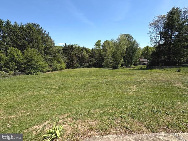 4215 BUFFALO RD, Mount Airy, MD 21771