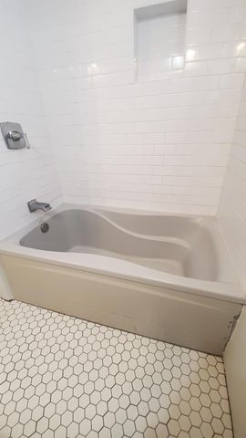 4128 N 46th Place, Phoenix, AZ 85018