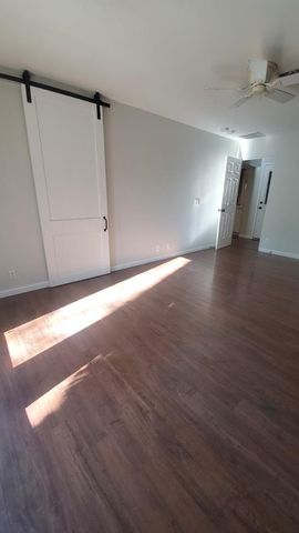 4128 N 46th Place, Phoenix, AZ 85018