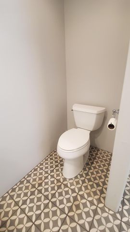 4128 N 46th Place, Phoenix, AZ 85018