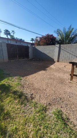 4128 N 46th Place, Phoenix, AZ 85018