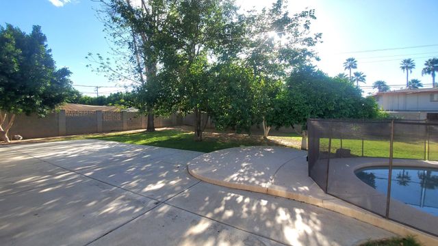 4128 N 46th Place, Phoenix, AZ 85018