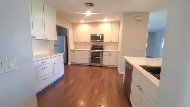 4128 N 46th Place, Phoenix, AZ 85018