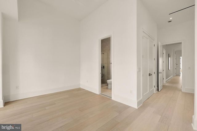 329 8TH ST NE, Washington, DC 20002