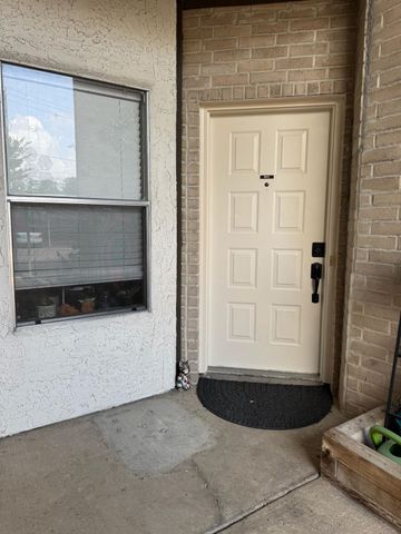 2011 Spenwick Drive 511, Houston, TX 77055