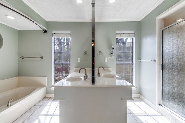 2120 Meadowview Court, Garland, TX 75043