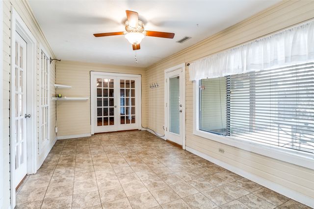 2120 Meadowview Court, Garland, TX 75043