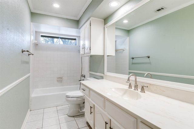 2120 Meadowview Court, Garland, TX 75043