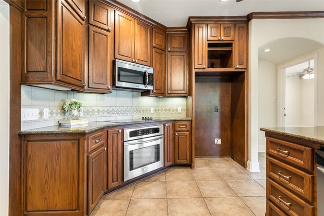 521 Hideaway Lane Central Lane, Hideaway, TX 75771