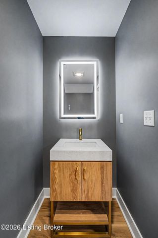 932 E Madison St, Louisville, KY 40204