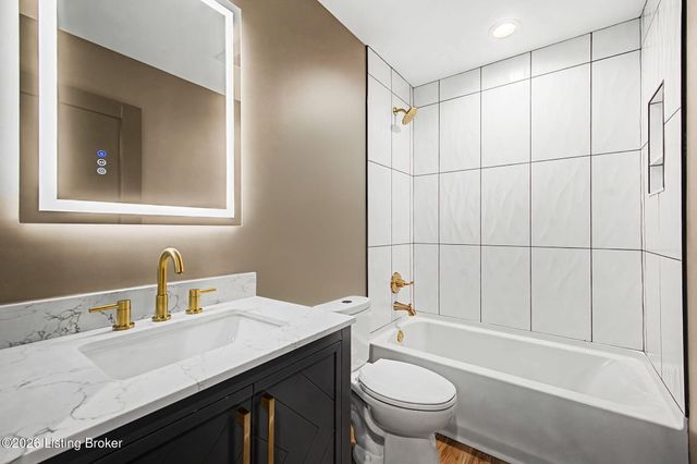 932 E Madison St, Louisville, KY 40204