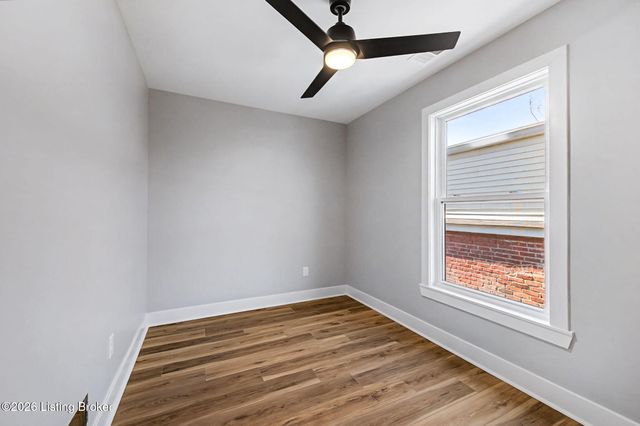 932 E Madison St, Louisville, KY 40204