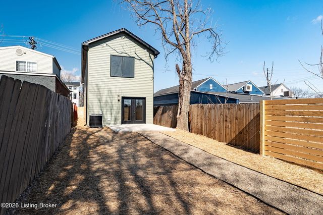 932 E Madison St, Louisville, KY 40204