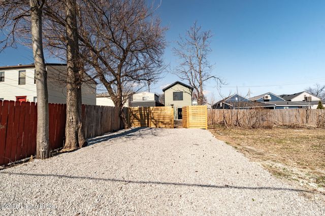 932 E Madison St, Louisville, KY 40204