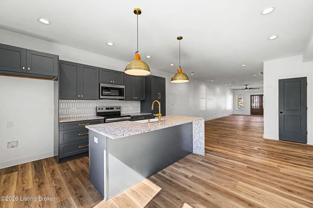 932 E Madison St, Louisville, KY 40204