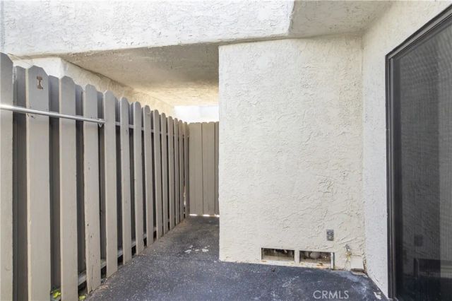 4327 Freedom 5, Calabasas, CA 91302