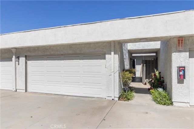 4327 Freedom 5, Calabasas, CA 91302