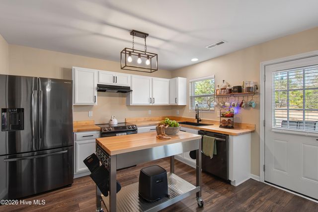 1491 Round Ridge Road SE, Bolivia, NC 28422