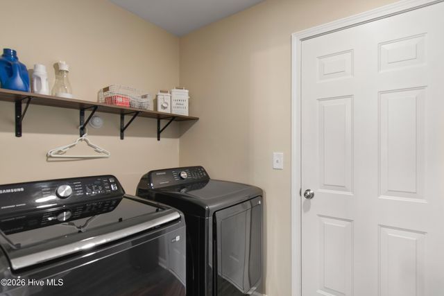 1491 Round Ridge Road SE, Bolivia, NC 28422