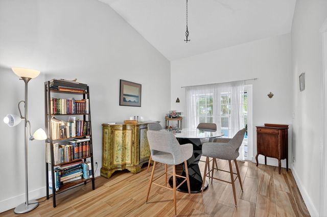 2700 Yarmouth Drive, Wellington, FL 33414