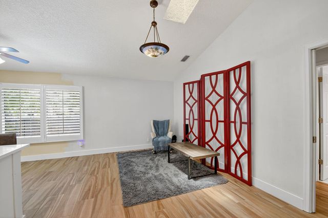 2700 Yarmouth Drive, Wellington, FL 33414