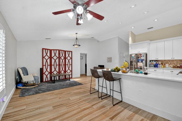 2700 Yarmouth Drive, Wellington, FL 33414