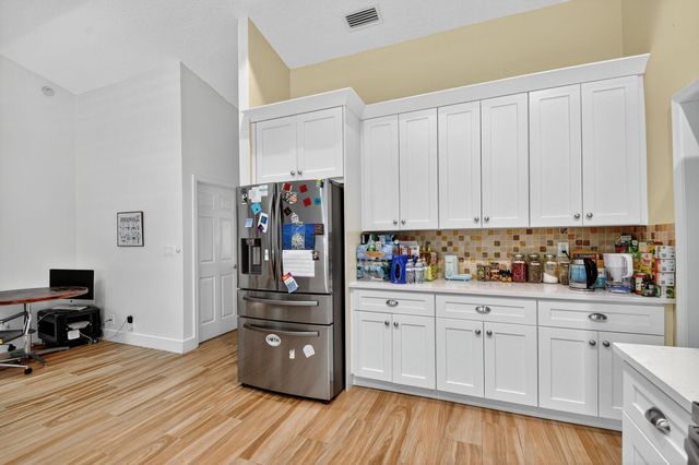 2700 Yarmouth Drive, Wellington, FL 33414