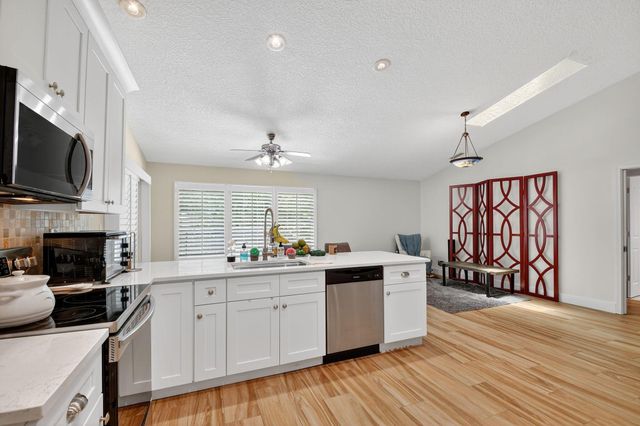 2700 Yarmouth Drive, Wellington, FL 33414