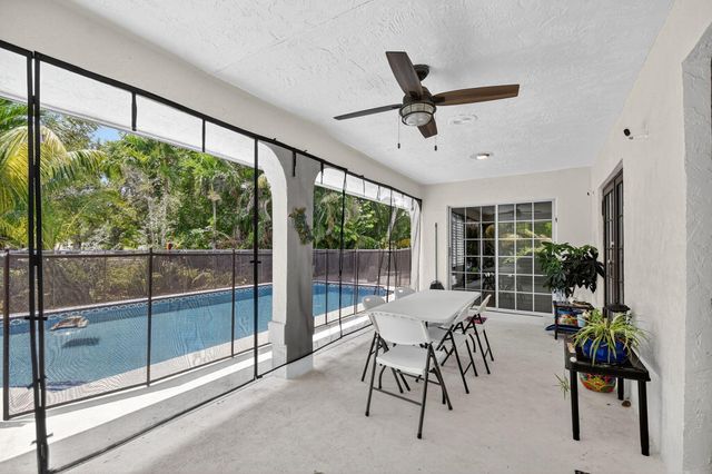 2700 Yarmouth Drive, Wellington, FL 33414