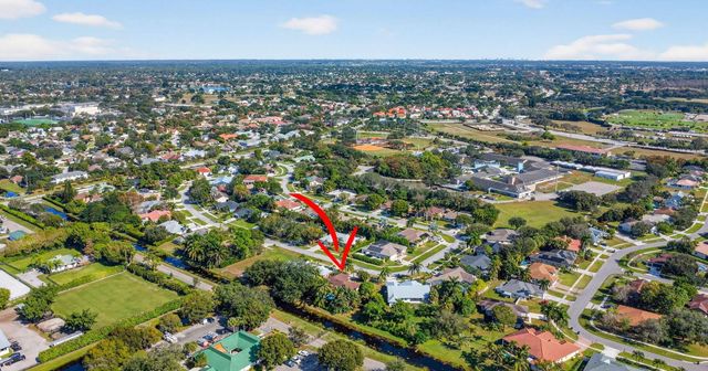 2700 Yarmouth Drive, Wellington, FL 33414