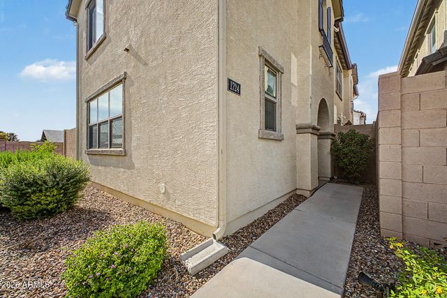 1724 S 82ND Place, Mesa, AZ 85209
