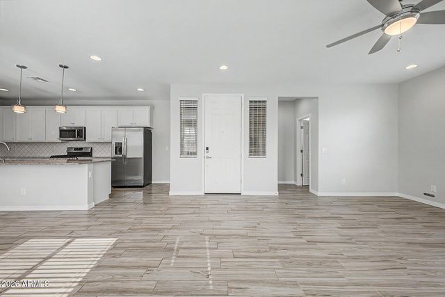1724 S 82ND Place, Mesa, AZ 85209
