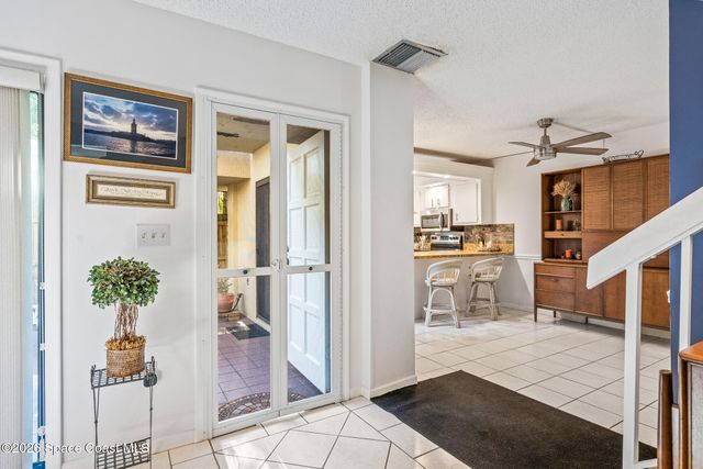 1166 6th Avenue 2c, Vero Beach, FL 32960