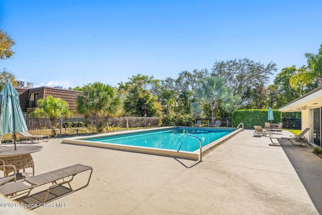 1166 6th Avenue 2c, Vero Beach, FL 32960