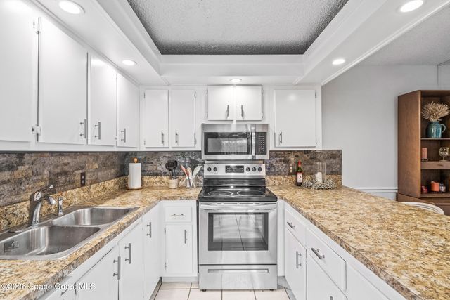 1166 6th Avenue 2c, Vero Beach, FL 32960