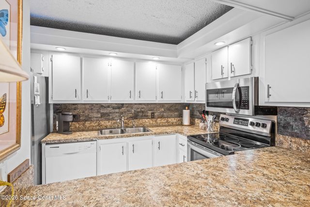 1166 6th Avenue 2c, Vero Beach, FL 32960