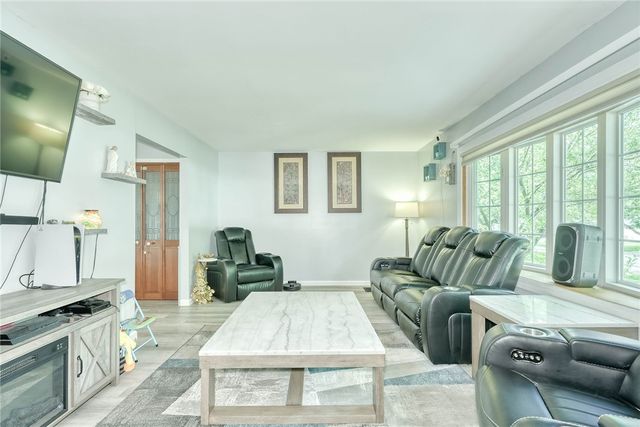 24 Evergreen Drive, Chili, NY 14624