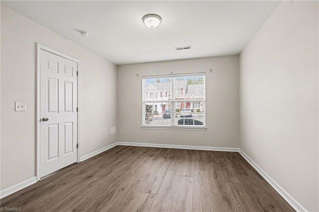 655 Grasswren Way, Greensboro, NC 27409