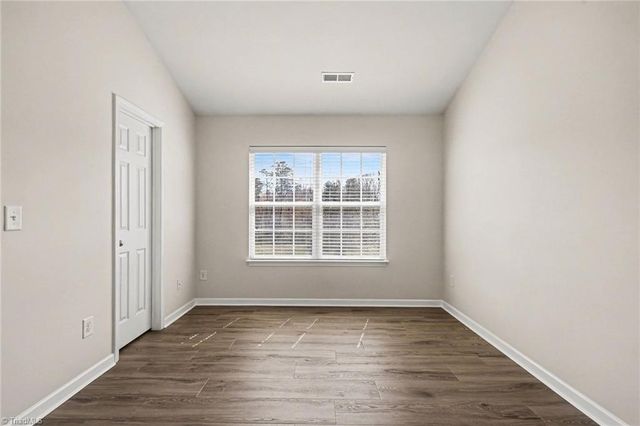 655 Grasswren Way, Greensboro, NC 27409