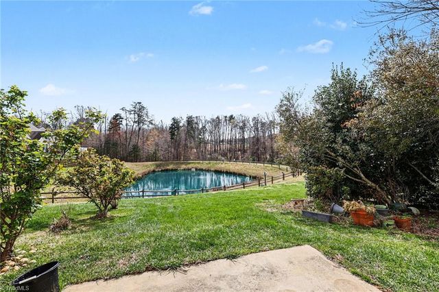 655 Grasswren Way, Greensboro, NC 27409