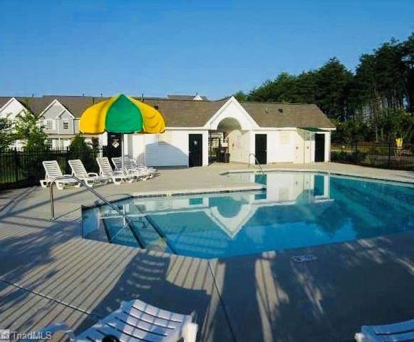 655 Grasswren Way, Greensboro, NC 27409