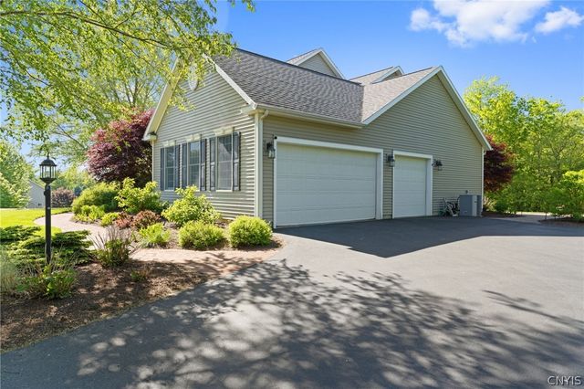 7 Calemad Drive, Skaneateles, NY 13152