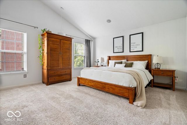 6563 Bainbridge Way, Zionsville, IN 46077