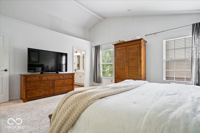6563 Bainbridge Way, Zionsville, IN 46077